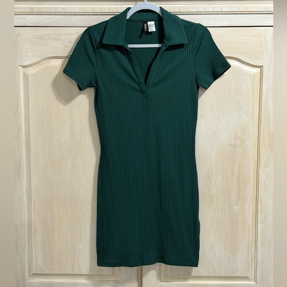 H&M Dark Green Ribbed Mini Dress